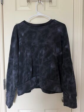 Black/navy Tie-Dye Crewneck Pullover